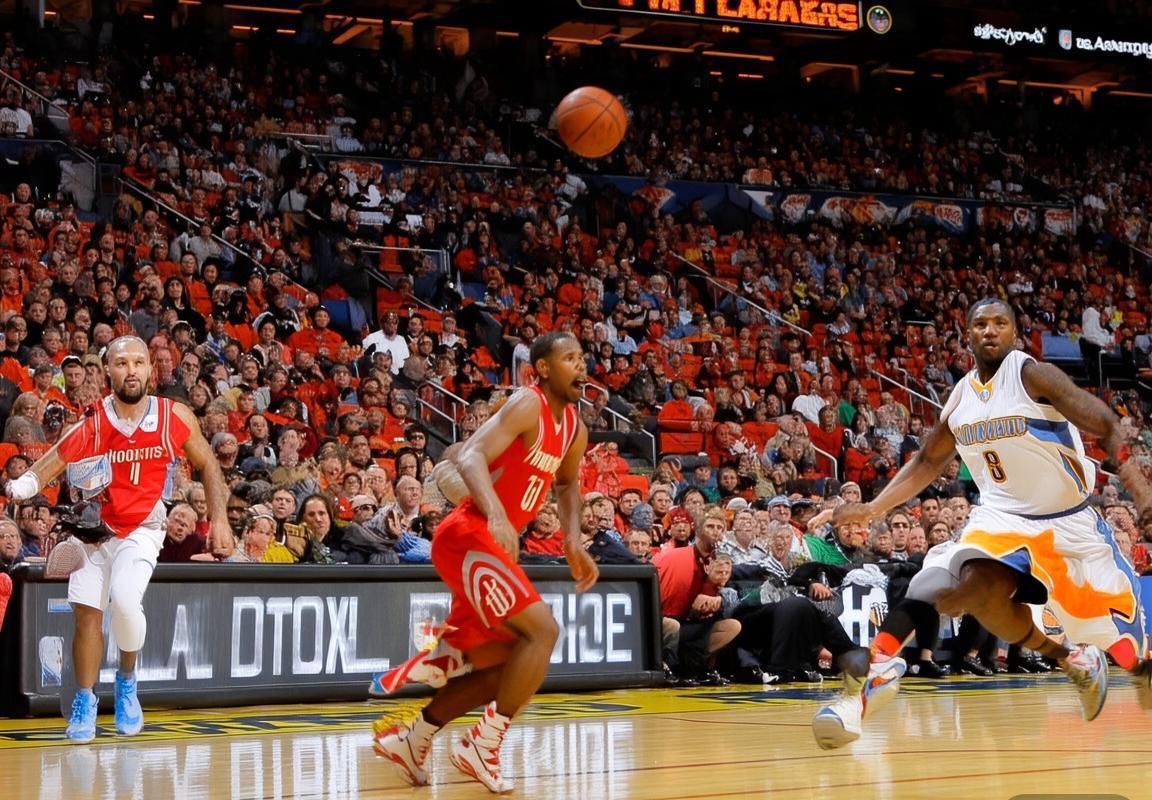 2012年NBA季后赛：火箭掘金对决经典回顾